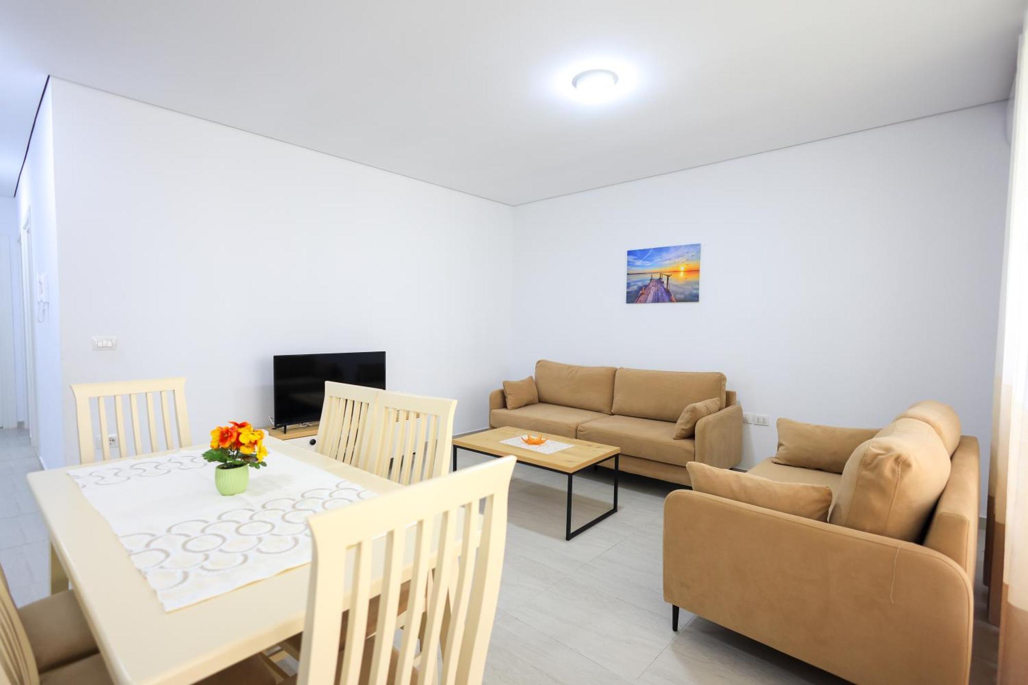 Sanpietro Vacation Apartments Durres Bagian luar foto